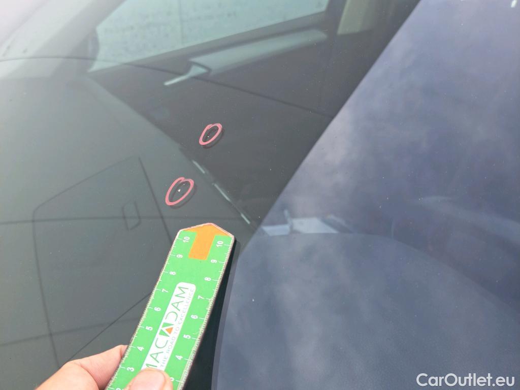  Volkswagen  Tiguan VOLKSWAGEN  / 2016 / 5P / todoterreno Advance 2.0 TDI 110kW (150CV) DSG #3