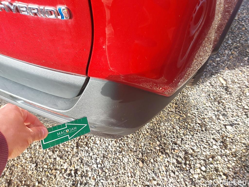  Toyota  RAV4 TOYOTA  / 2018 / 5P / todoterreno 2.5l 220H Advance #19