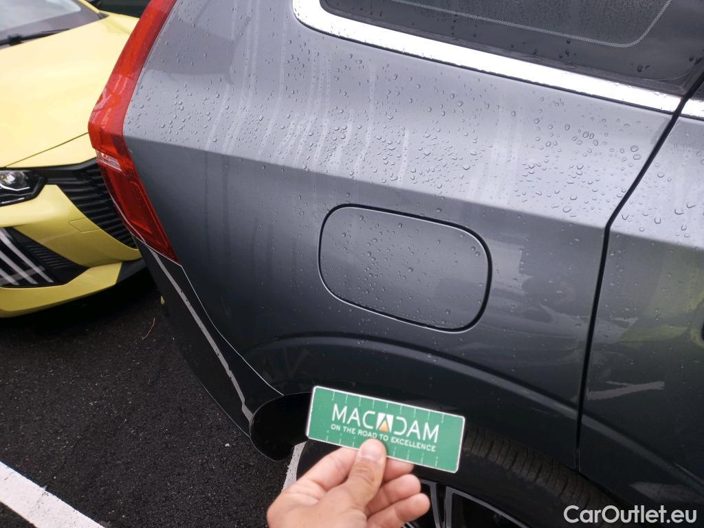  Volvo  XC60 VOLVO  / 2017 / 5P / todoterreno 2.0 T6 AWD Recharge Inscription Auto #34