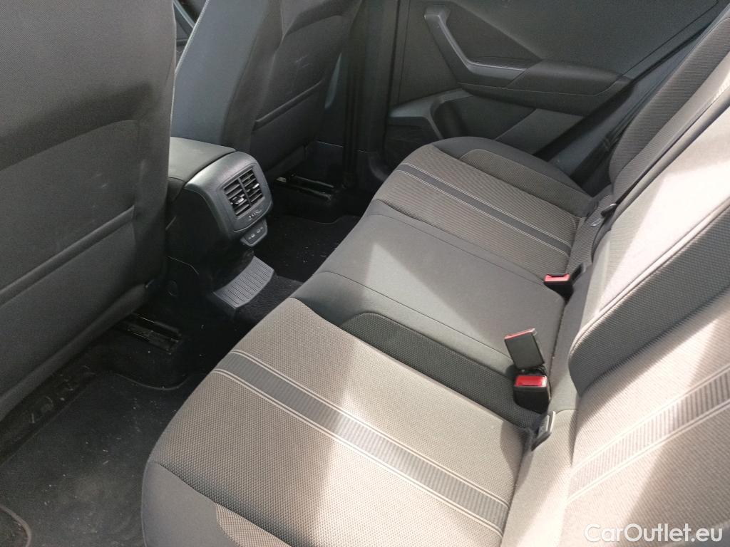 Volkswagen  T-ROC VOLKSWAGEN  / 2017 / 5P / todoterreno Advance 2.0 TDI 110kW (150CV) DSG (AC2) #30