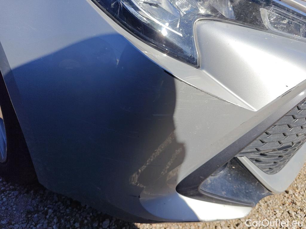  Toyota  Corolla TOYOTA  / 2019 / 5P / familiar 1.8 125H ACTIVE TECH E-CVT TOU SPORT #83