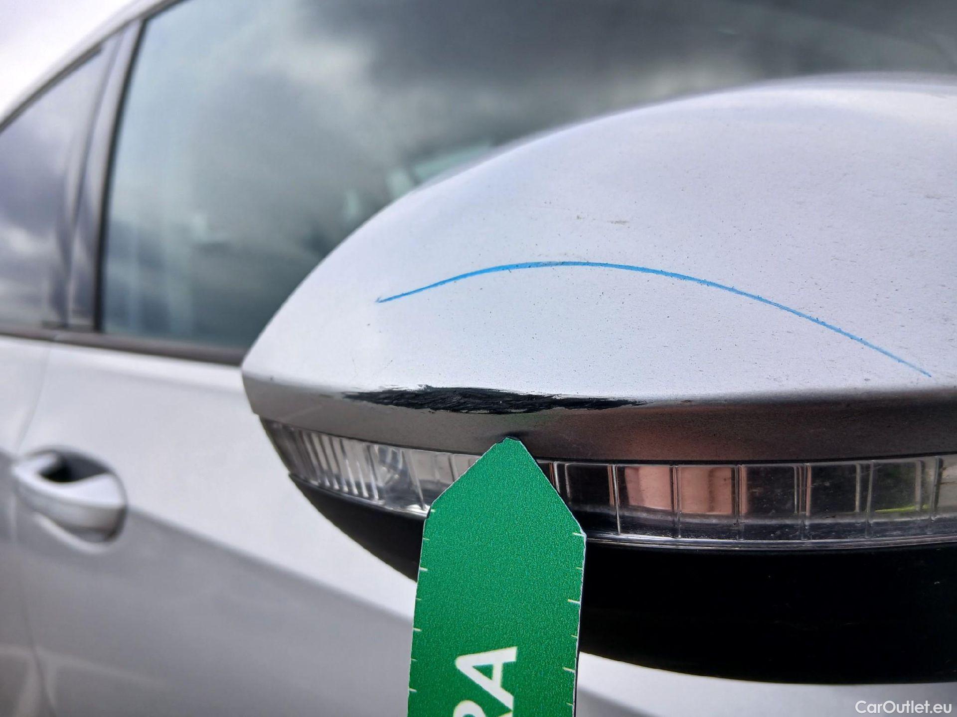  Volkswagen  Golf  VOLKSWAGEN / 2020 / 5P / familiar Life 1.0 eTSI 81kW (110CV) DSG Variant #29