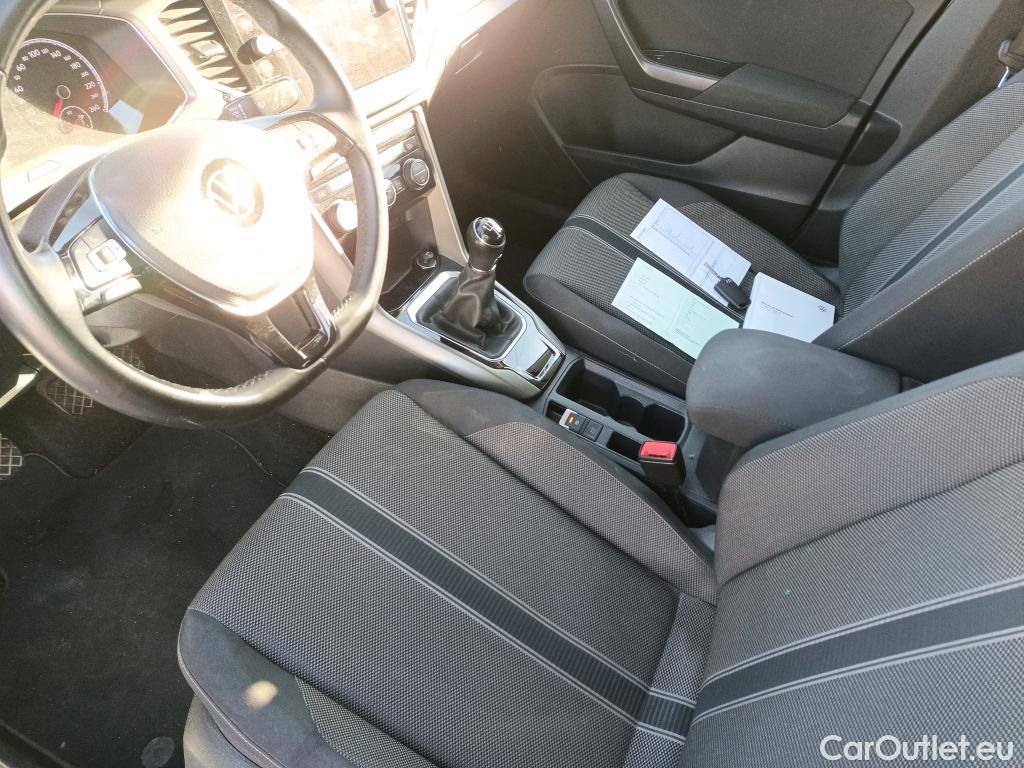  Volkswagen  T-ROC VOLKSWAGEN  / 2017 / 5P / todoterreno Advance 2.0 TDI 85kW (115CV) #19