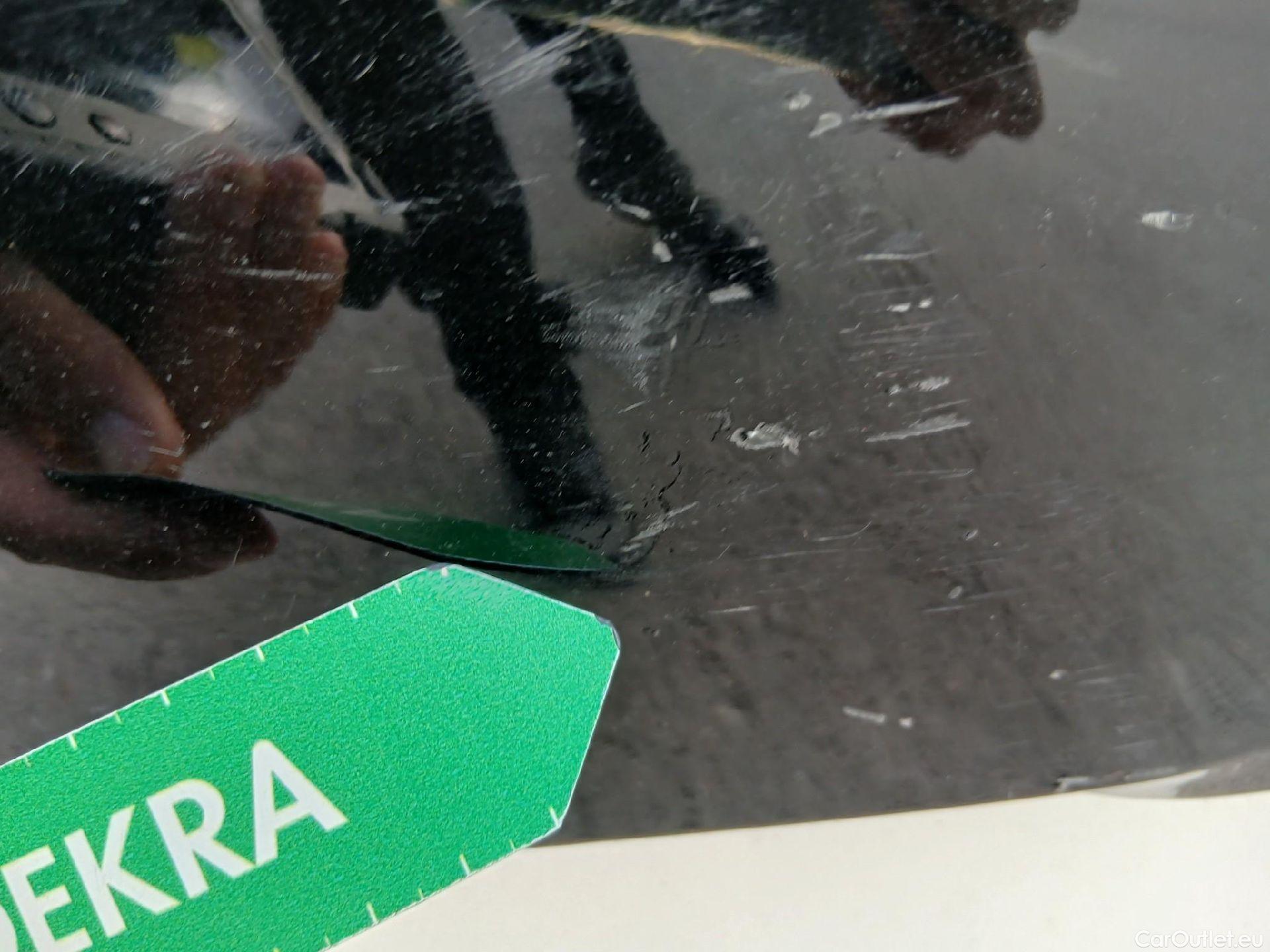  Toyota  Corolla TOYOTA  / 2019 / 5P / berlina con portón 1.8 125H BUSINESS PLUS E-CVT #26