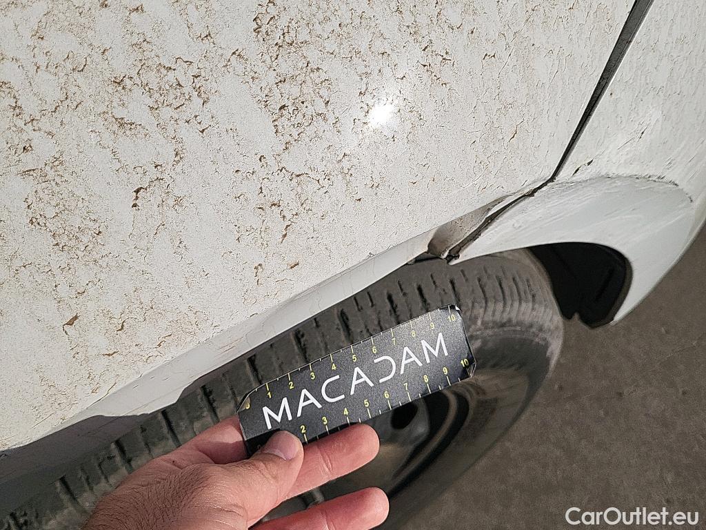  Volkswagen  Polo VOLKSWAGEN  / 2017 / 5P / berlina con portón Edition 1.0 59kW (80CV) #2