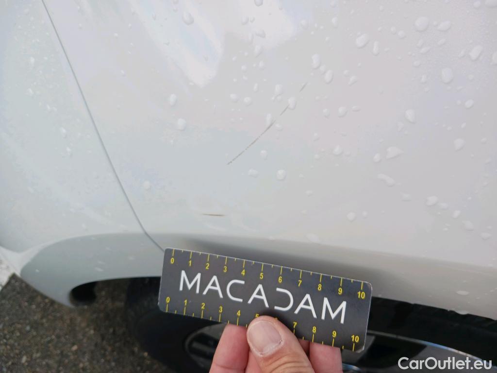  Volkswagen  Golf  VOLKSWAGEN / 2016 / 5P / berlina con portón e-ePower 110 kW (136CV) #15