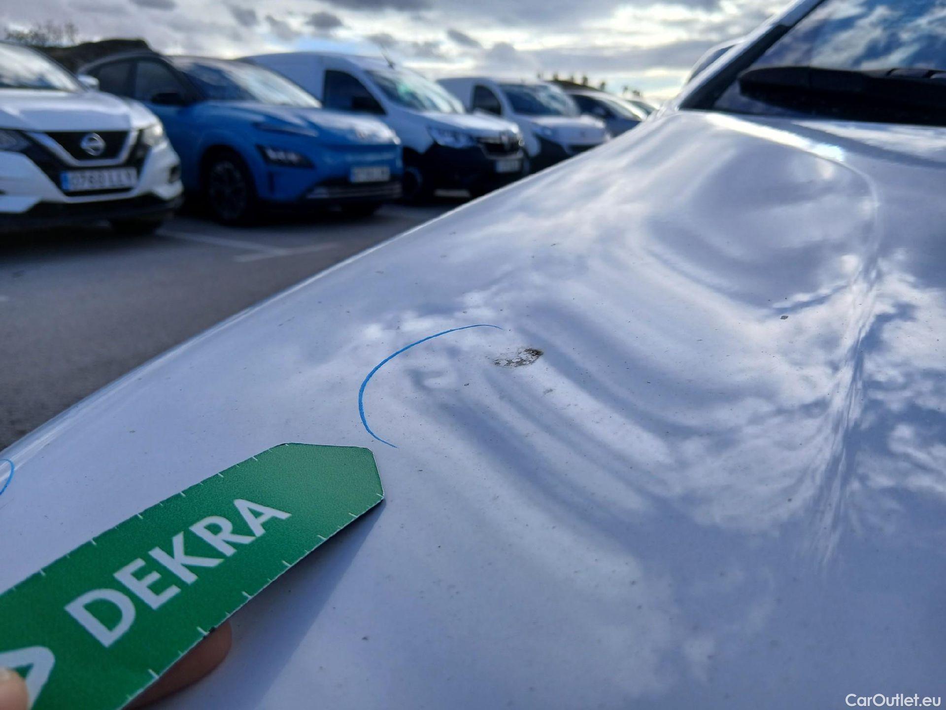  Toyota  Corolla TOYOTA  / 2019 / 5P / berlina con portón 1.8 125H BUSINESS PLUS E-CVT #49