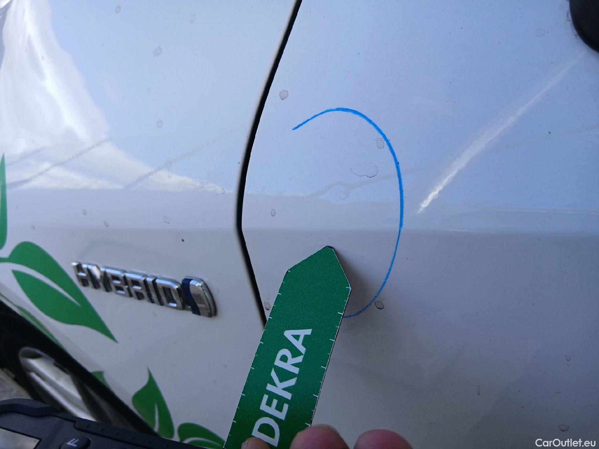  Toyota  Corolla TOYOTA  / 2019 / 5P / berlina con portón 1.8 125H BUSINESS PLUS E-CVT #13