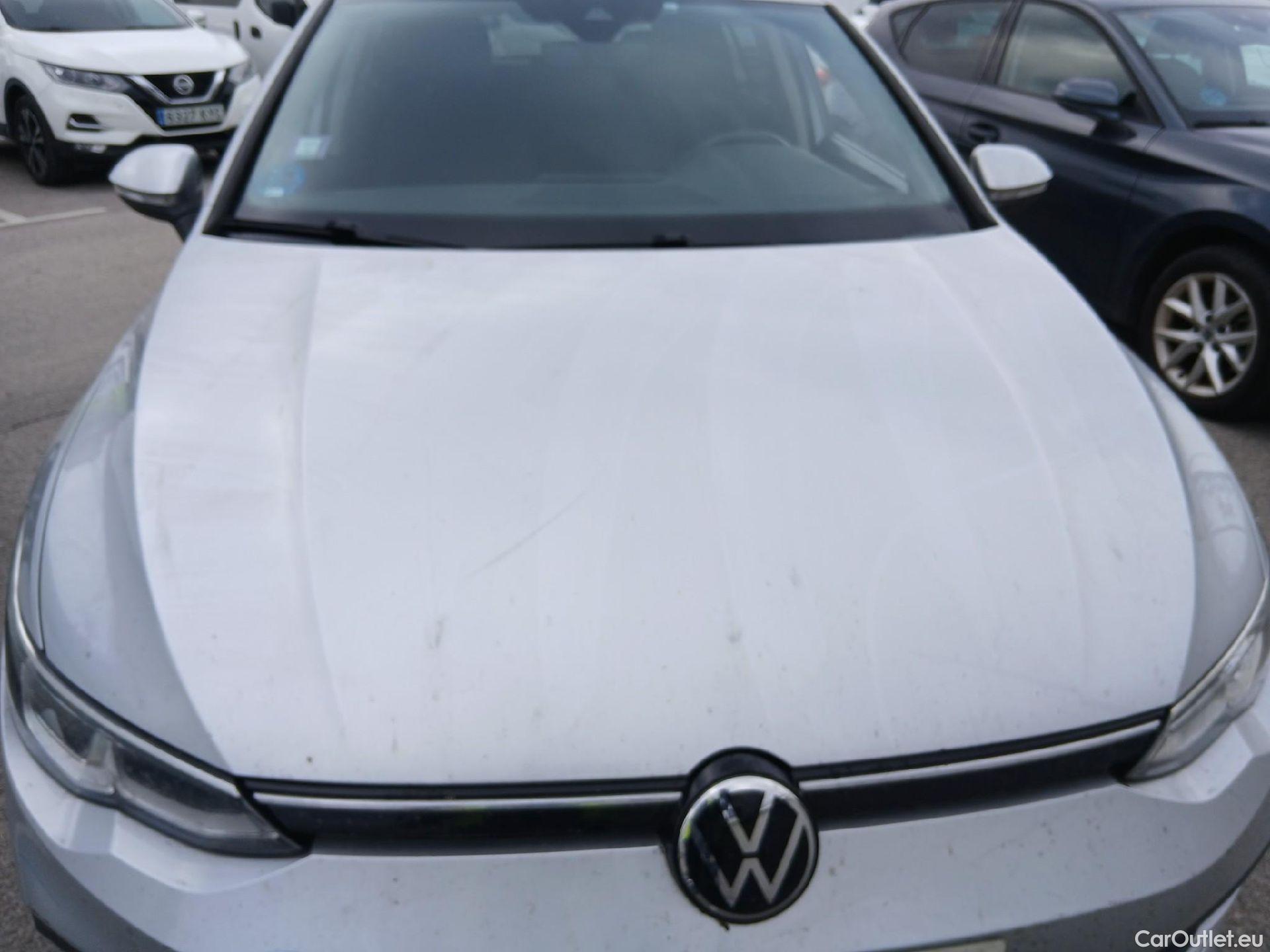  Volkswagen  Golf  VOLKSWAGEN / 2020 / 5P / familiar Life 1.0 eTSI 81kW (110CV) DSG Variant #3