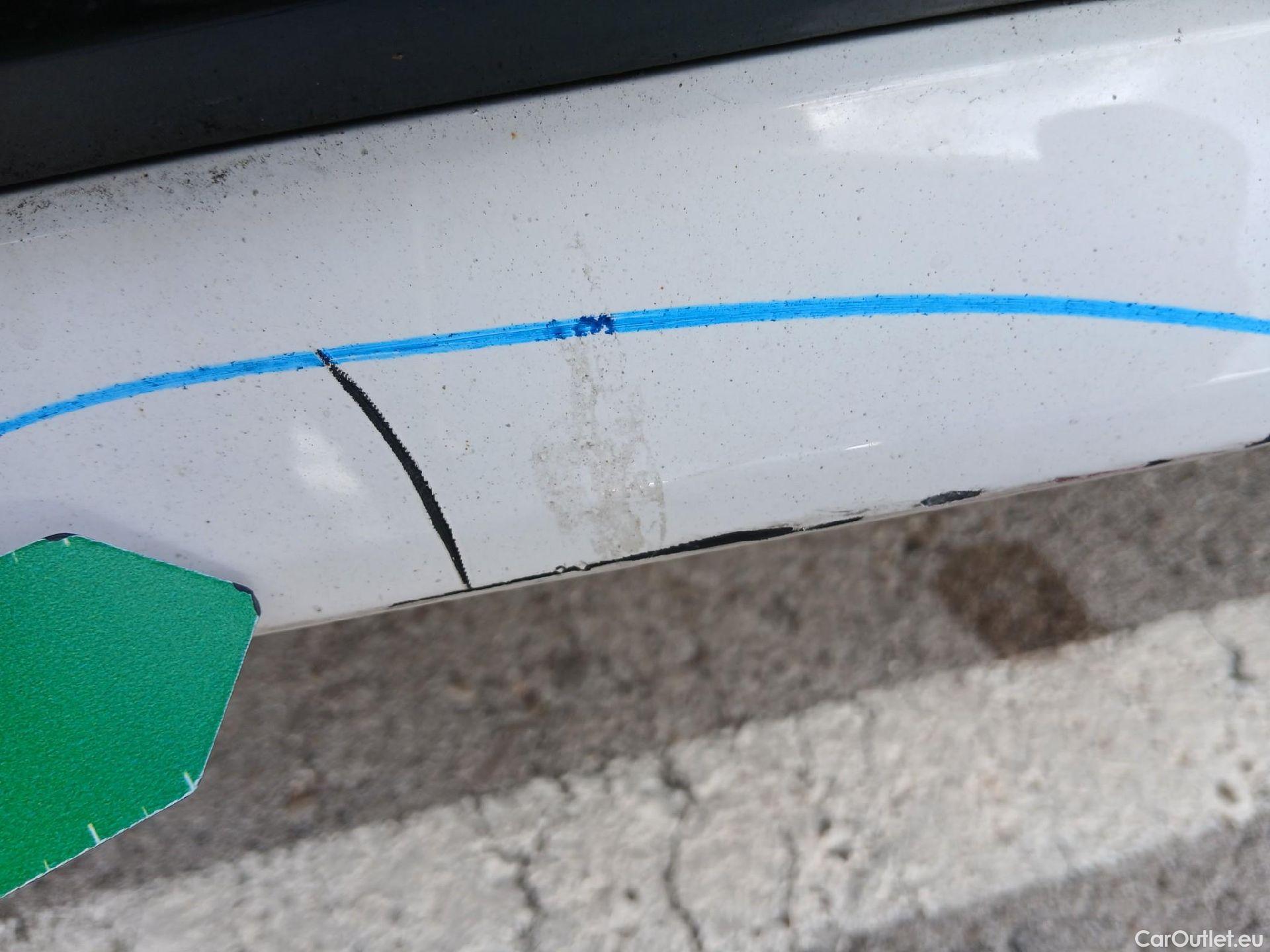  Toyota  Corolla TOYOTA  / 2019 / 5P / berlina con portón 1.8 125H BUSINESS PLUS E-CVT #27