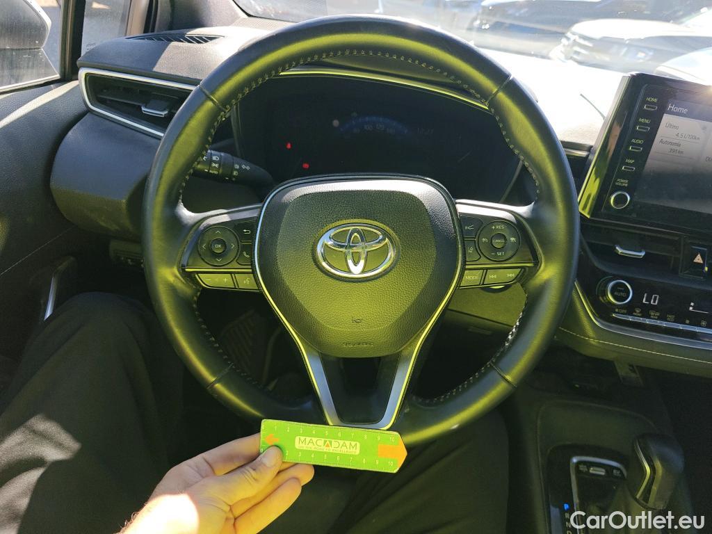  Toyota  Corolla TOYOTA  / 2019 / 5P / familiar 1.8 125H ACTIVE TECH E-CVT TOU SPORT #76