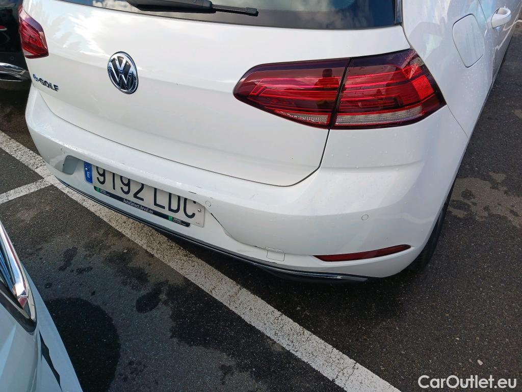  Volkswagen  Golf  VOLKSWAGEN / 2016 / 5P / berlina con portón e-ePower 110 kW (136CV) #7