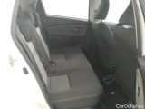  Toyota  Yaris TOYOTA  / 2017 / 5P / berlina con portón 1.5 100H Active #7
