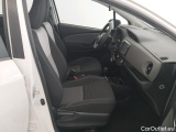  Toyota  Yaris TOYOTA  / 2017 / 5P / berlina con portón 1.5 100H Active #6
