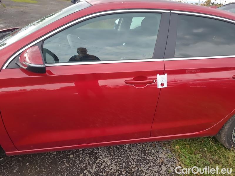  Hyundai  i30  FB 1.0TGDI 120 Smart AT
 #9