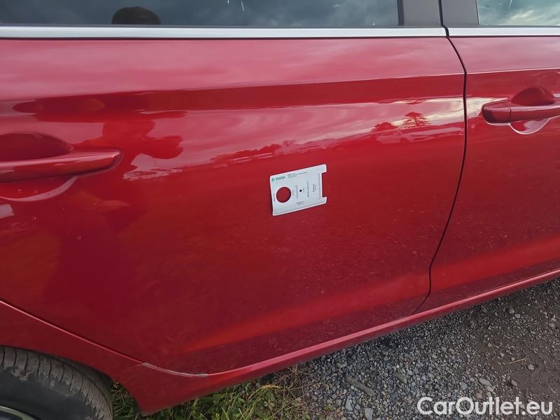  Hyundai  i30  FB 1.0TGDI 120 Smart AT
 #6