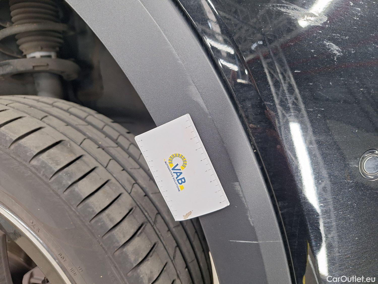  Mercedes  GLB Mercedes,  '19, Mercedes-Benz   200 d Business Solution 5d #7