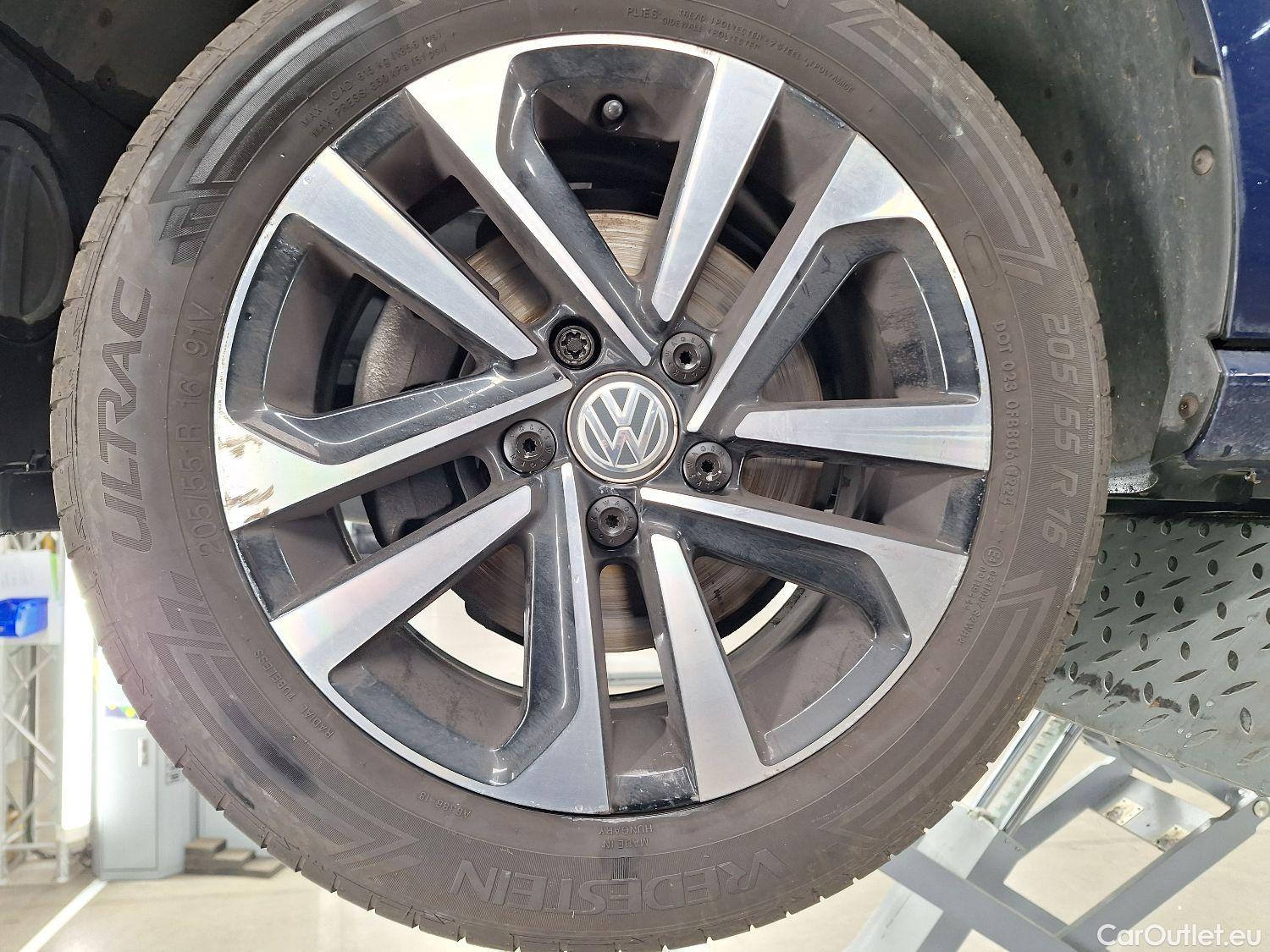  Volkswagen  Golf  VW, VII FL'16, Volkswagen VII 1.6 TDi IQ.Drive 5d #8