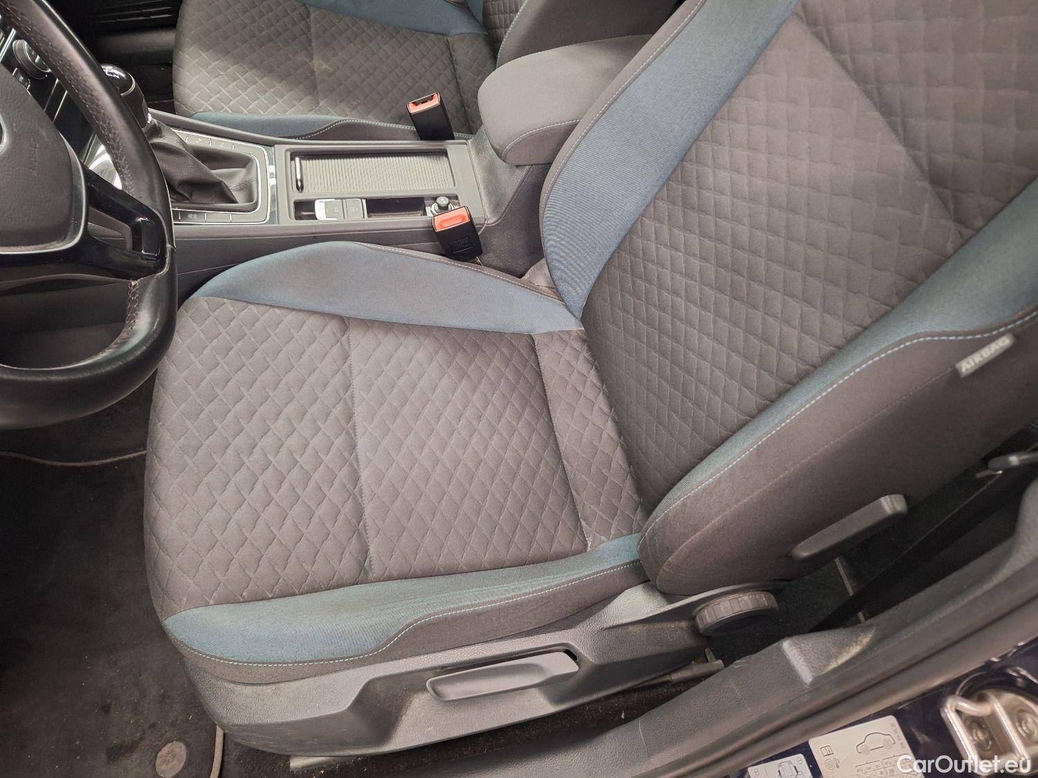  Volkswagen  Golf  VW, VII FL'16, Volkswagen VII 1.6 TDi IQ.Drive 5d #31