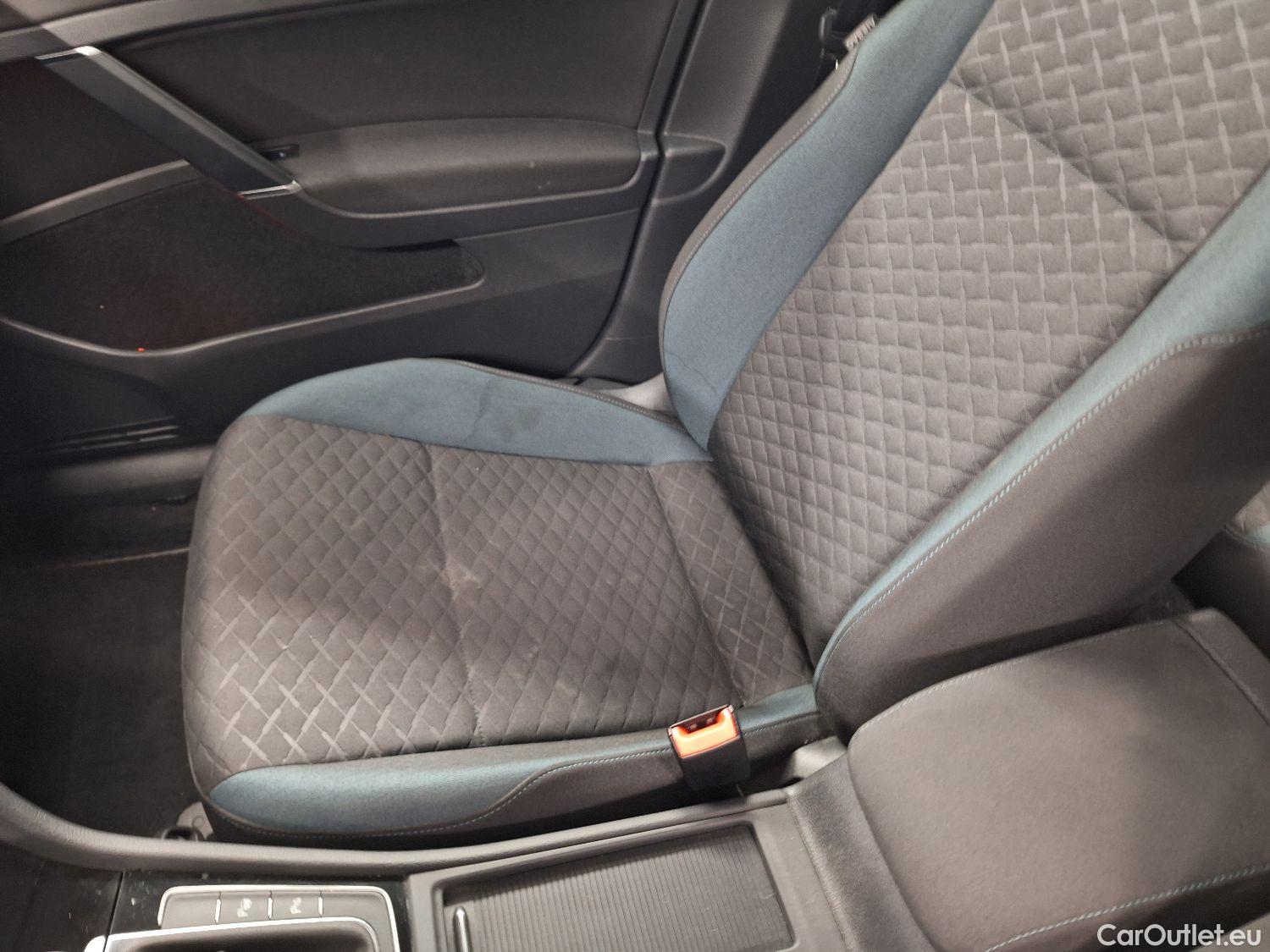  Volkswagen  Golf  VW, VII FL'16, Volkswagen VII 1.6 TDi IQ.Drive 5d #32