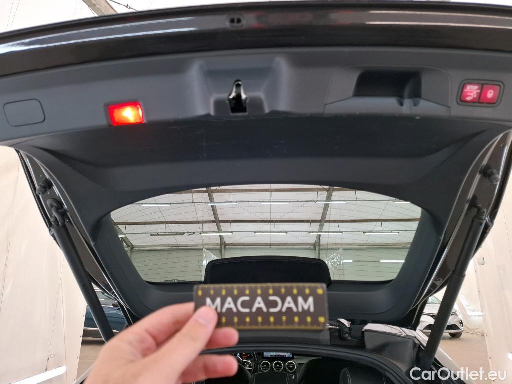  Mercedes  G-Klasee MERCEDES-BENZ GLC Coupe / 2019 / 5P / Coupé GLC 300 AMG Line 4Matic #19