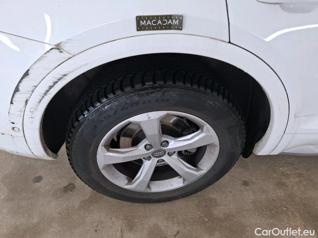  Audi  Q5  50 TFSI e quattro design luxe 2.0 TFSI 300CV BVA7 E6dT #75