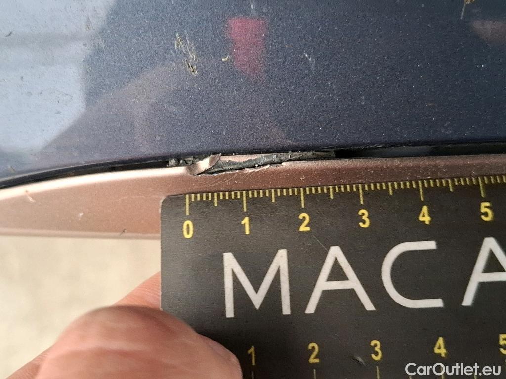  Land Rover  Range Rover Sport  / 2022 / 5P / SUV P440e - HSE Dynamic
 #4