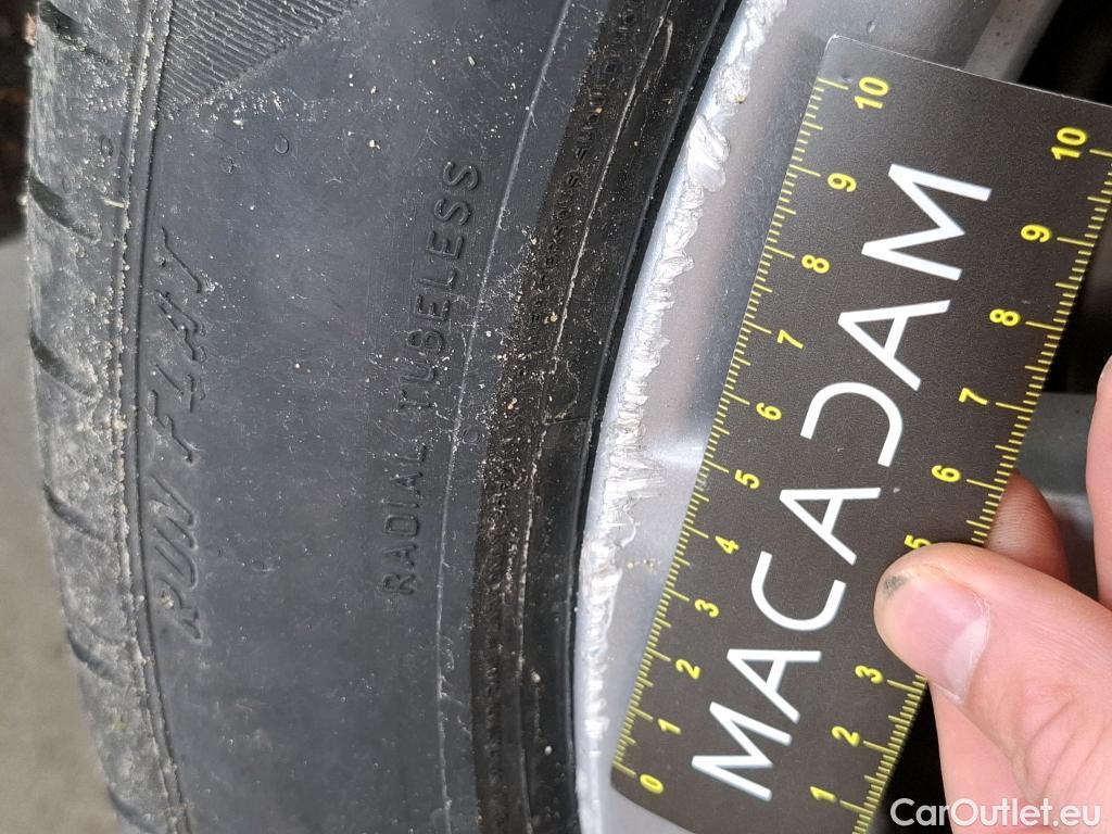  Bmw  Serie 7 BMW Série 7 Limousine 4p Berline 740Le iPerformance 326 ch Exclusive BVA8 #43