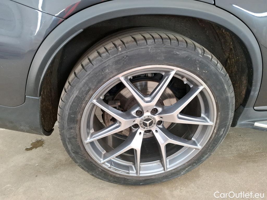  Mercedes  G-Klasee MERCEDES-BENZ GLC Coupe / 2019 / 5P / Coupé GLC 300 AMG Line 4Matic #10