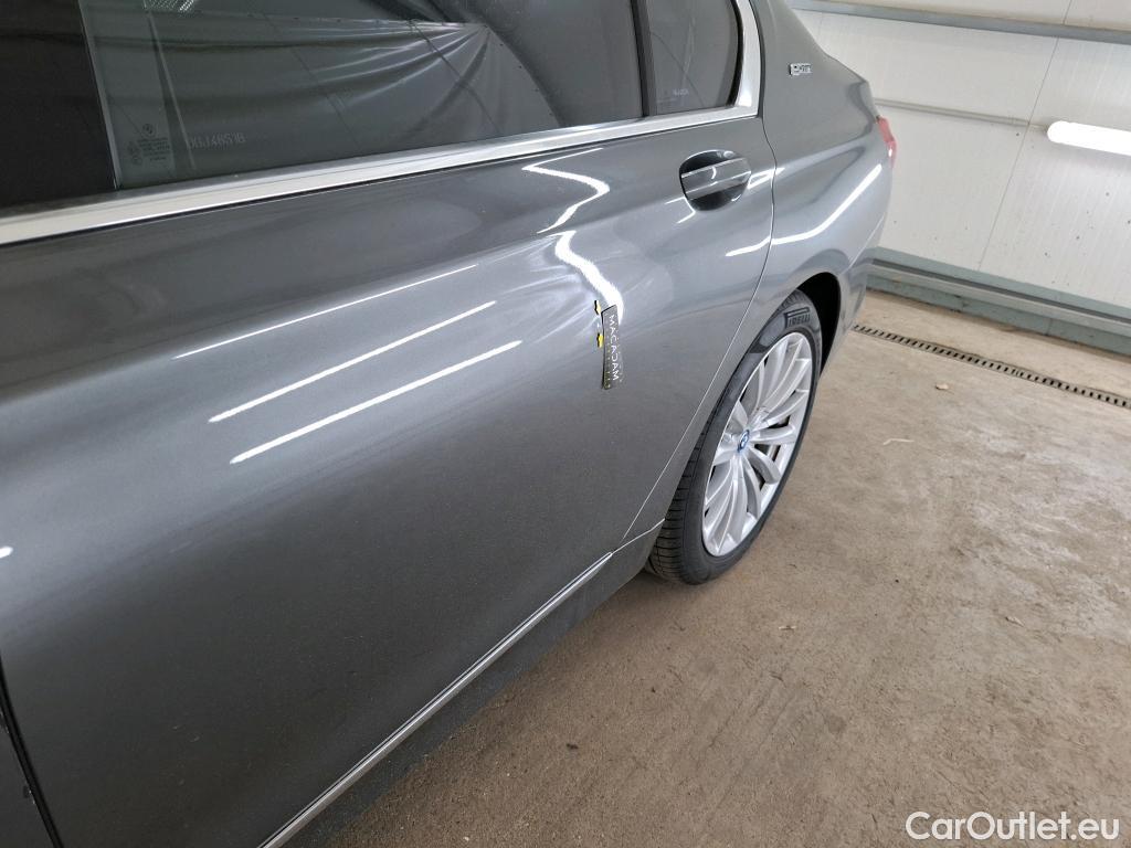  Bmw  Serie 7 BMW Série 7 Limousine 4p Berline 740Le iPerformance 326 ch Exclusive BVA8 #53