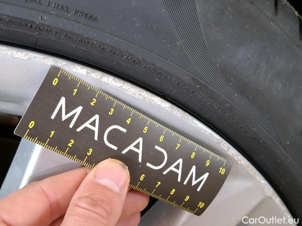  Bmw  Serie 7 BMW Série 7 Limousine 4p Berline 740Le iPerformance 326 ch Exclusive BVA8 #44