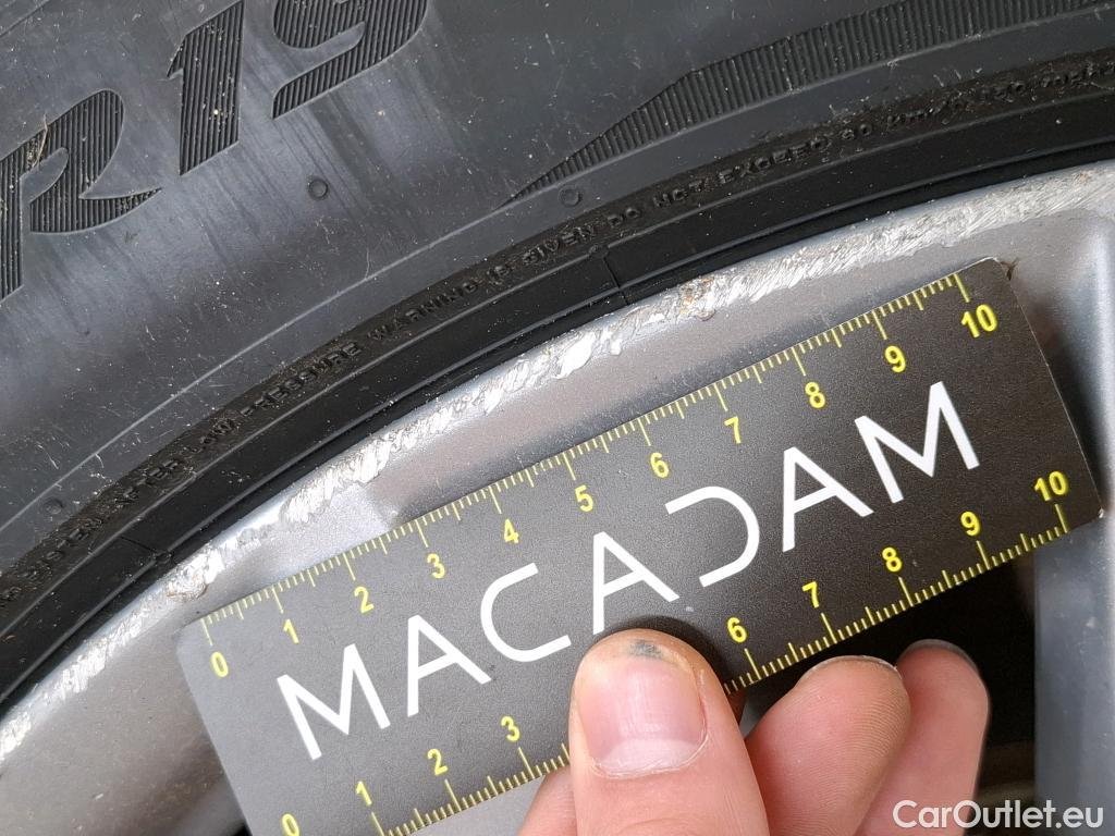  Bmw  Serie 7 BMW Série 7 Limousine 4p Berline 740Le iPerformance 326 ch Exclusive BVA8 #42