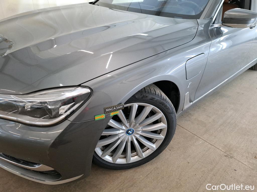  Bmw  Serie 7 BMW Série 7 Limousine 4p Berline 740Le iPerformance 326 ch Exclusive BVA8 #57