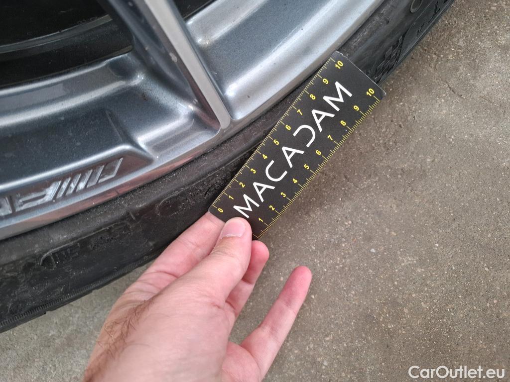  Mercedes  G-Klasee MERCEDES-BENZ GLC Coupe / 2019 / 5P / Coupé GLC 300 AMG Line 4Matic #12