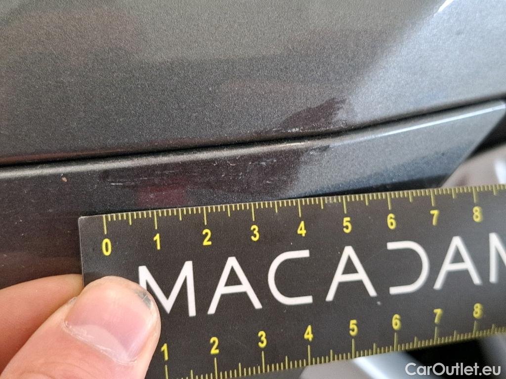  Bmw  Serie 7 BMW Série 7 Limousine 4p Berline 740Le iPerformance 326 ch Exclusive BVA8 #13