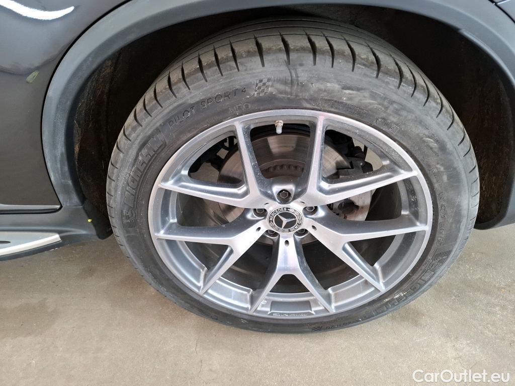  Mercedes  G-Klasee MERCEDES-BENZ GLC Coupe / 2019 / 5P / Coupé GLC 300 AMG Line 4Matic #7