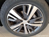  Peugeot  3008 PEUGEOT  / 2020 / 5P / SUV BLUEHDI 130 EAT8 SeS ALLURE #128