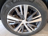  Peugeot  3008 PEUGEOT  / 2020 / 5P / SUV BLUEHDI 130 EAT8 SeS ALLURE #132