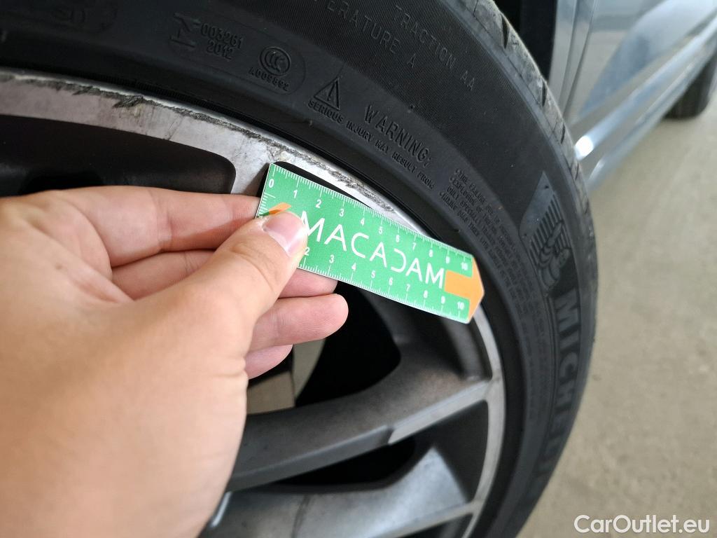  Audi  Q3 AUDI  Sportback / 2019 / 5P / SUV 35 TDI 150 S TRONIC S EDITION(SL) #11