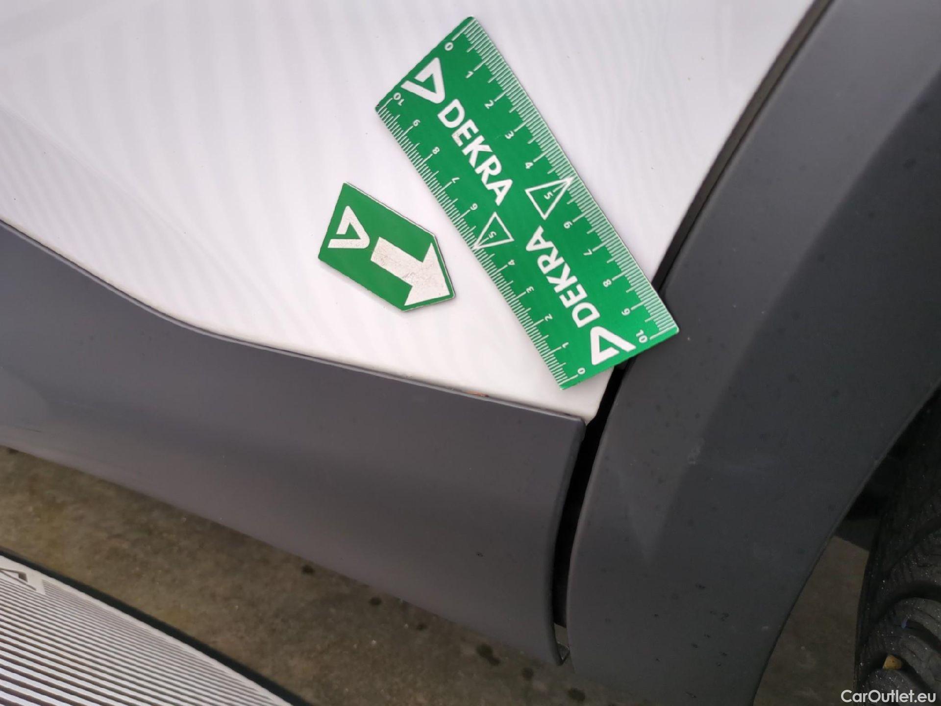  Citroen  C4  Berline Live Pack Business R 1.5 BlueHDI 110CV BVM6 E6d / TRANSFO VP/VF #19