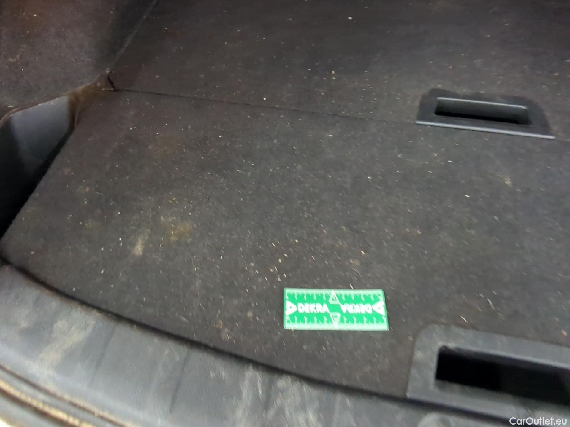  Nissan  Qashqai NISSAN  / 2017 / 5P / Crossover 1.3 DIG-T 160 DCT Tekna #2