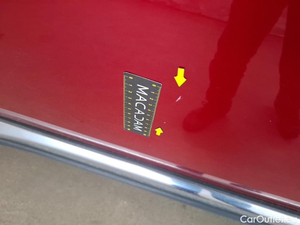  Peugeot  3008 PEUGEOT  / 2016 / 5P / SUV Puretech 180 S&S EAT8 GT LINE #81