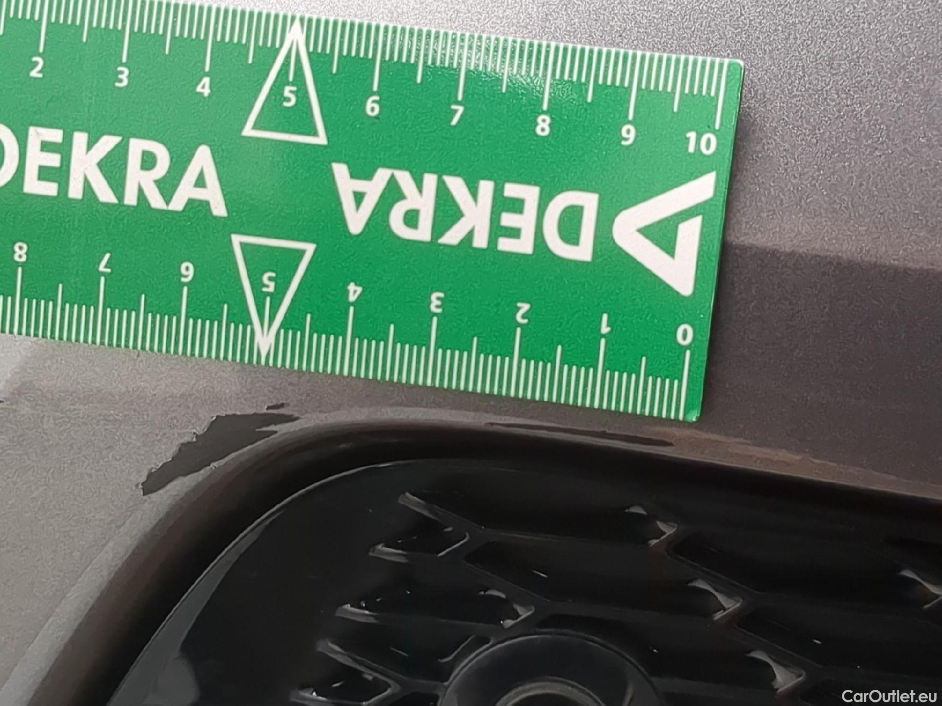  Nissan  Qashqai NISSAN  / 2017 / 5P / Crossover 1.3 DIG-T 160 DCT Tekna #13