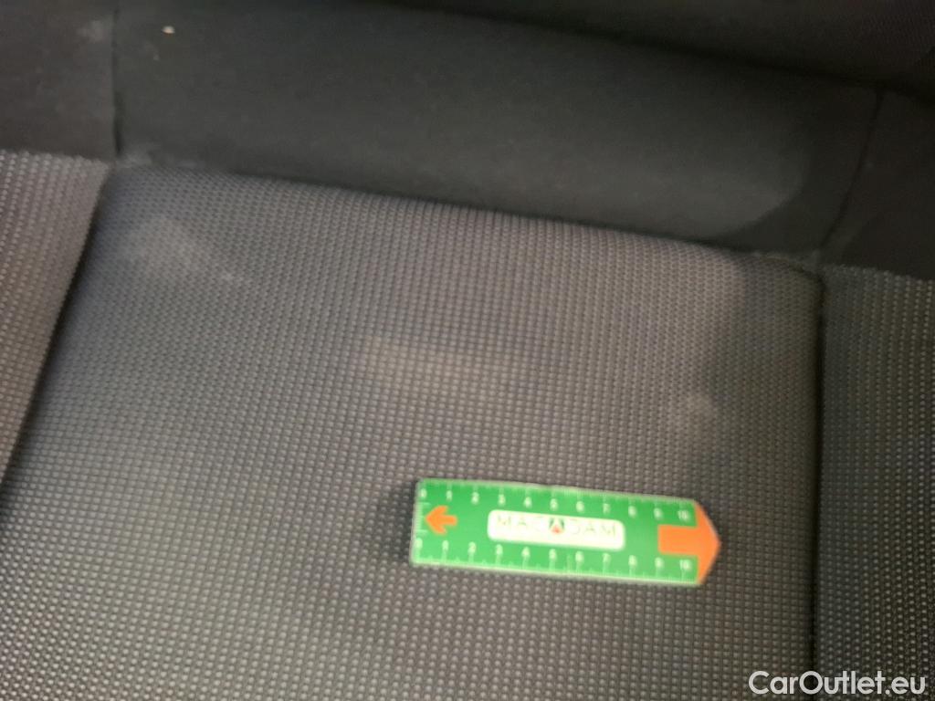  Citroen  C3  Société Feel Nav 1.2 PureTech 80CV BVM5 E6d #6