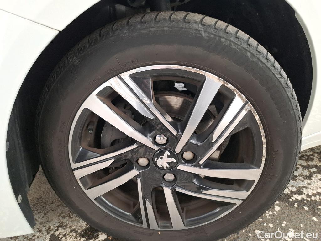  Peugeot  208  Allure Business 1.2 PureTech 100CV BVA8 E6d #1
