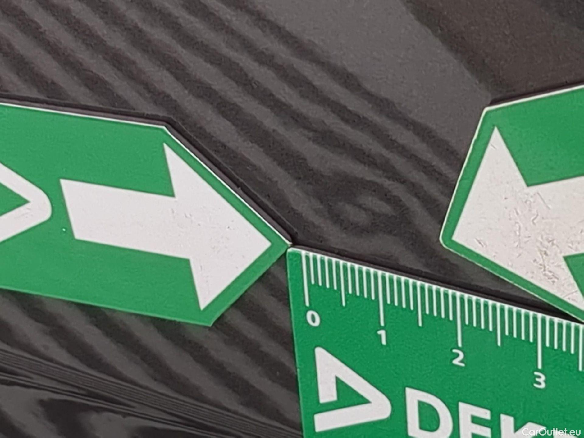  DS  DS7 DS DS 7 / 2022 / 5P / SUV BlueHDi 130 Automatique RIVOLI #24