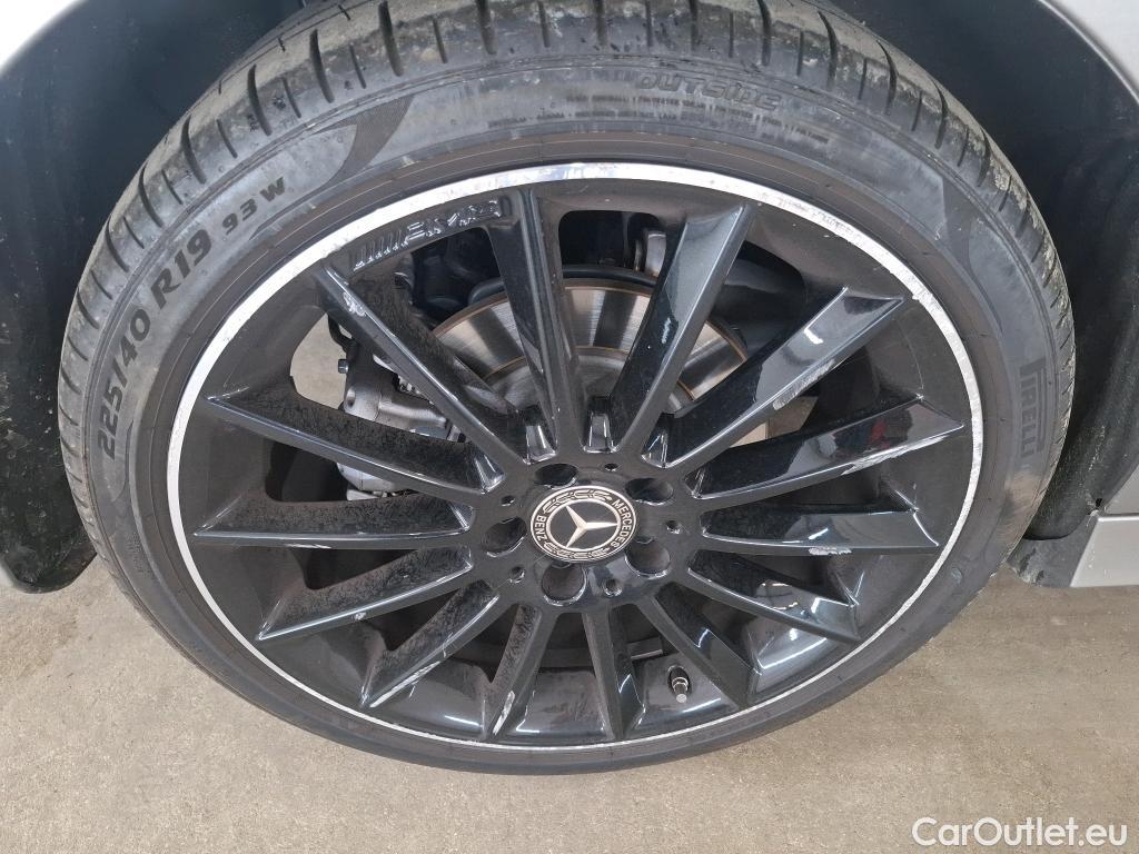  Mercedes  B-Klasse MERCEDES-BENZ Classe B / 2019 / 5P / monospace B 200 AMG Line BA7 #43