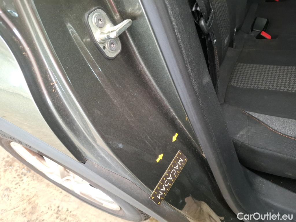  Peugeot  3008  Active Business 1.5 HDi 130CV BVA8 E6d #21