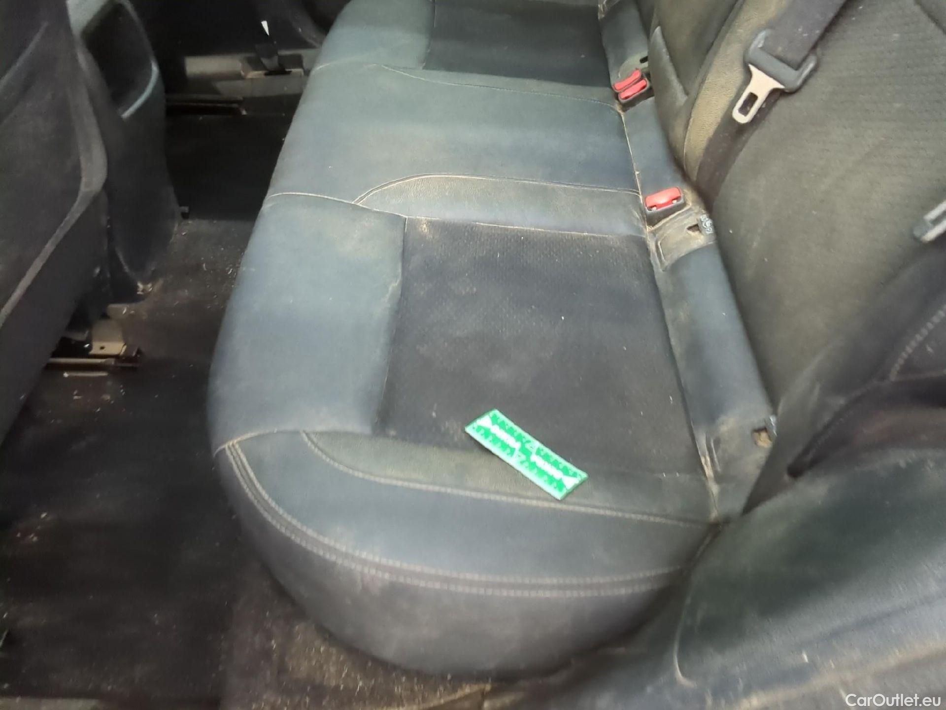  Nissan  Qashqai NISSAN  / 2017 / 5P / Crossover 1.3 DIG-T 160 DCT Tekna #4