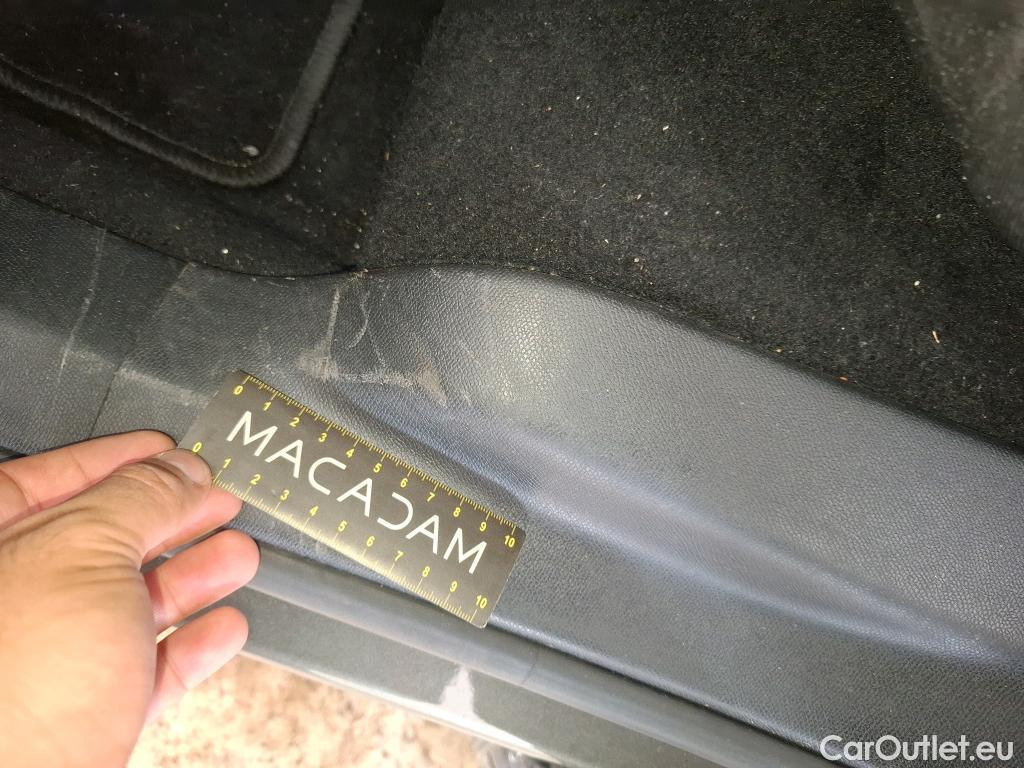  Peugeot  3008  Active Business 1.5 HDi 130CV BVA8 E6d #18